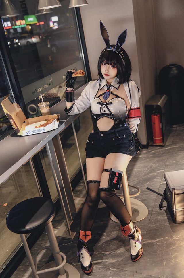 soso嗖嗖 外卖兔女郎 葵第 15 张图片