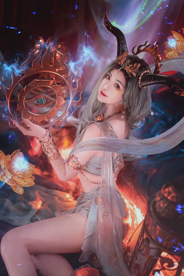 露兒大魔王_ 《第五人格》祭司惊鸿cosplay第 3 张图片