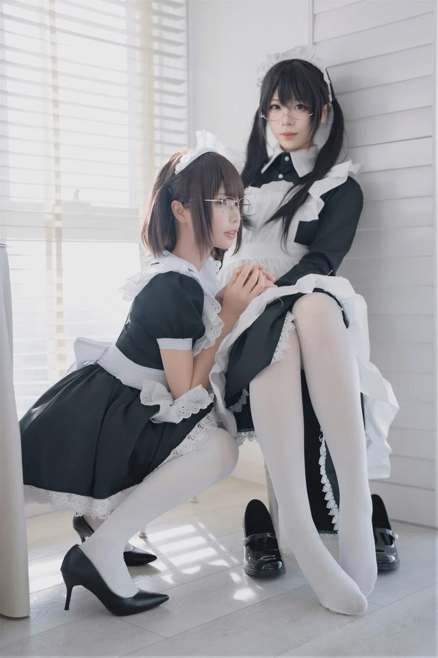 轩萧学姐 十万珍吱伏特 双人女仆第 47 张图片