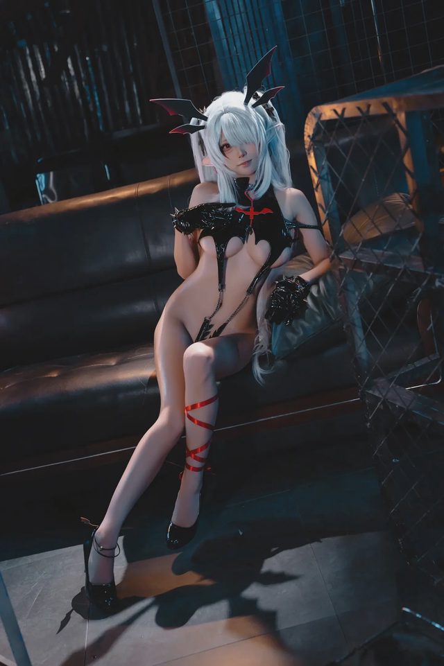 三無人型 碧蓝档案 银镜伊织 同人小恶魔第 3 张图片