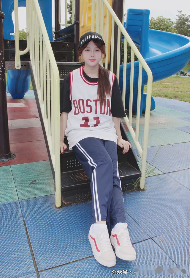 小薯条nienie 小众视觉 No.044第 3 张图片