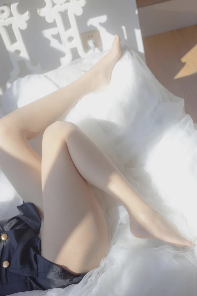 疯猫ss 黑色制服第 15 张图片