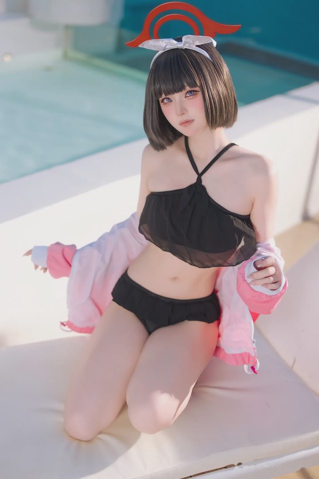 屿鱼 碧蓝档案 静山真白 泳装第 13 张图片