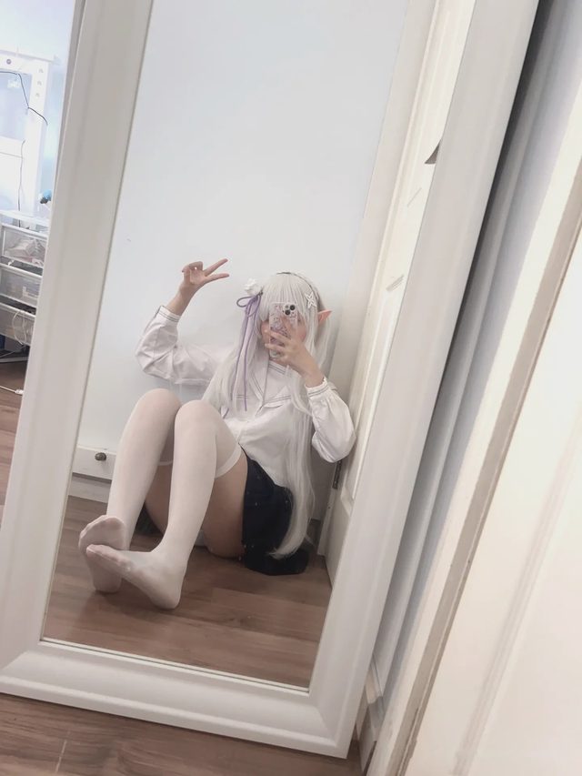 Faelynsika Emilia第 21 张图片