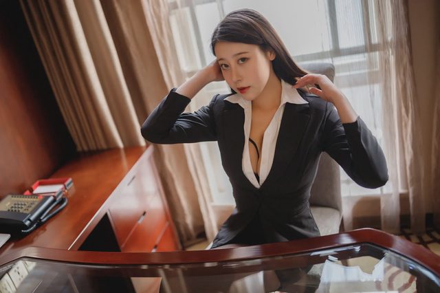奈汐酱nice 私人秘书第 5 张图片