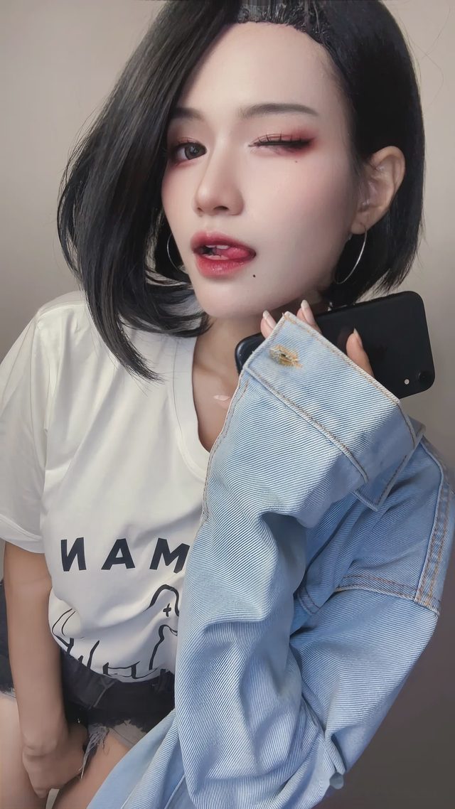NicoShaffara Yumi Lee第 17 张图片
