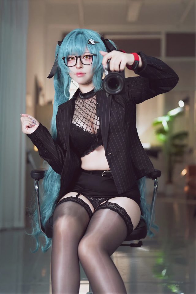 半半子 Nikke胜利女神 普丽瓦蒂第 45 张图片
