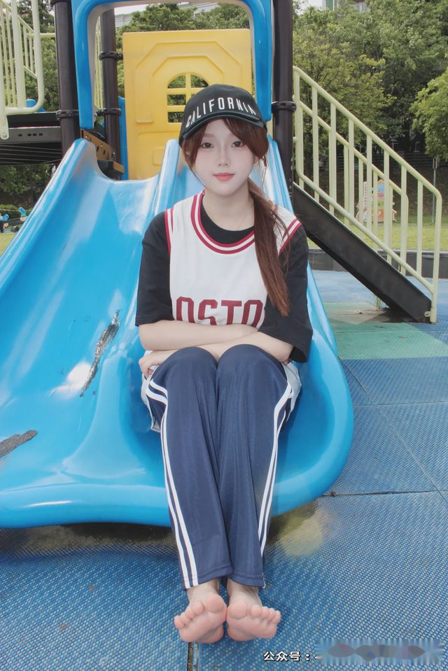 小薯条nienie 小众视觉 No.044第 12 张图片