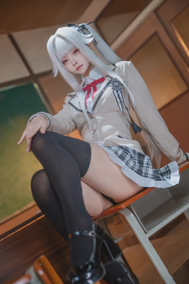 大大卷卷小卷 美少女万华镜 篝之雾枝 校服第 7 张图片