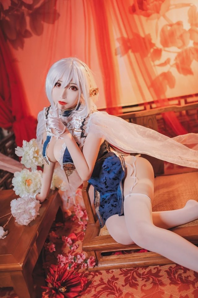 《碧蓝航线》天狼星旗袍cosplay第 4 张图片