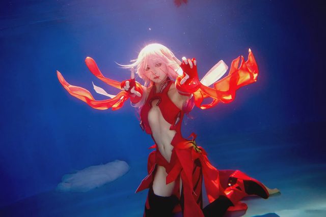 千城夜 《罪恶王冠》楪祈cosplay图册封面