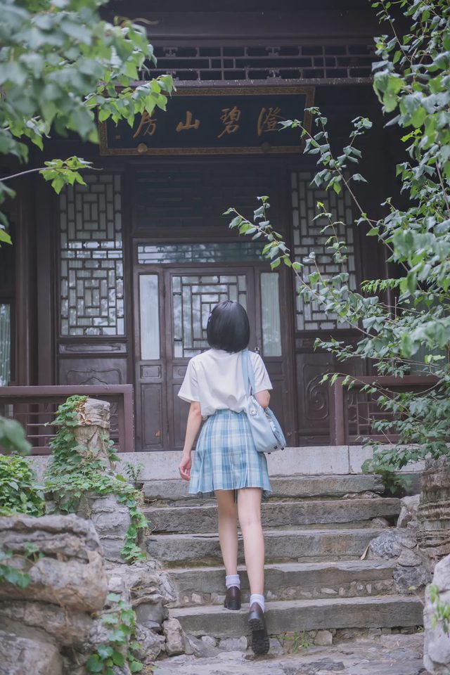 蓝裳 jk日常 穿上格裙，出门看风景啦第 6 张图片