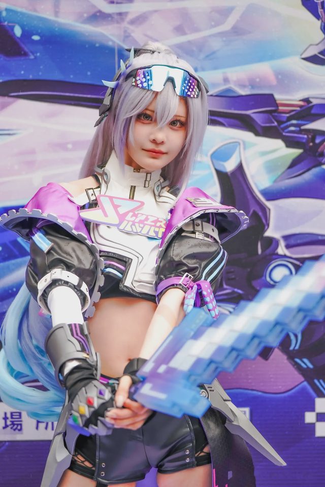 やもはちこ Silver Wolf LV999第 28 张图片