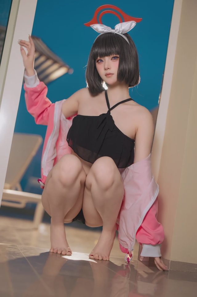 屿鱼 碧蓝档案 静山真白 泳装第 19 张图片