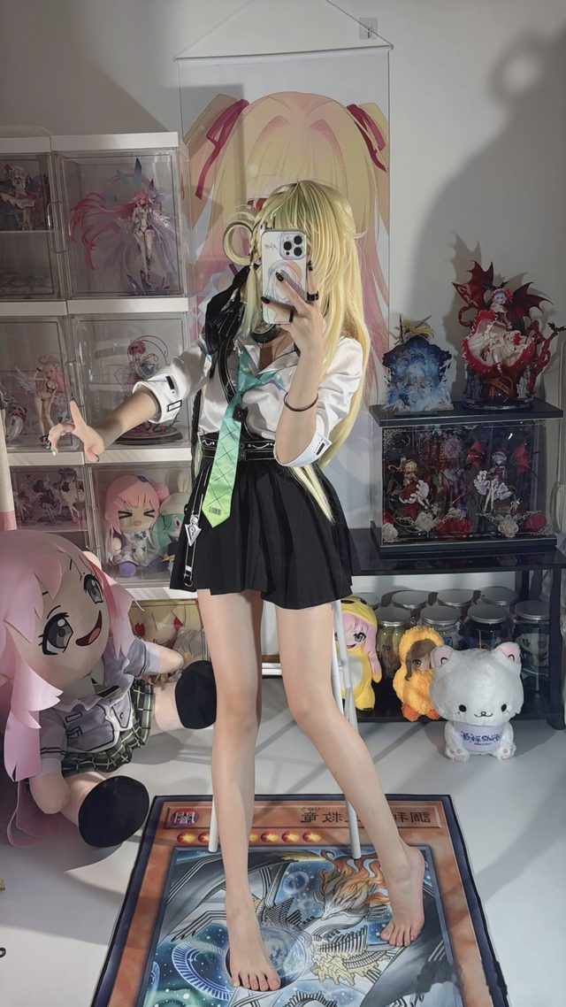 白栎Shirly 潮鸣 琳奈第 31 张图片