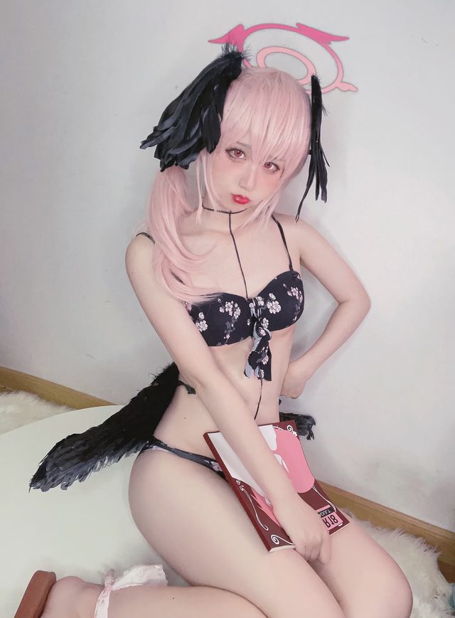 无风霖鹿 《碧蓝档案 》下江小春泳装cosplay第 9 张图片