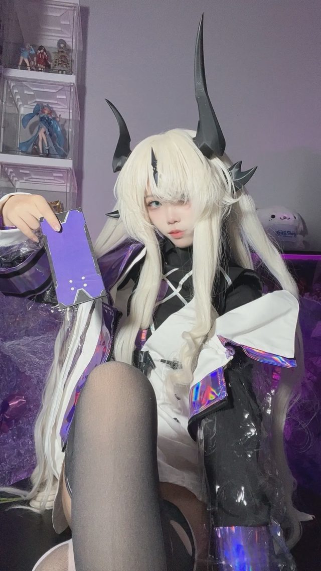 白栎Shirly 明日方舟 死芒 爱布拉娜第 19 张图片