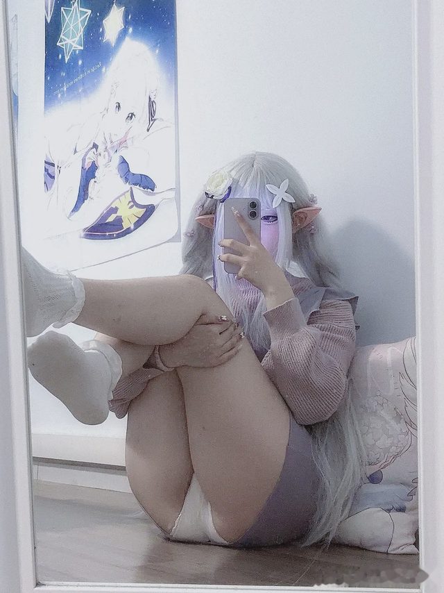 Faelynsika Emilia第 17 张图片