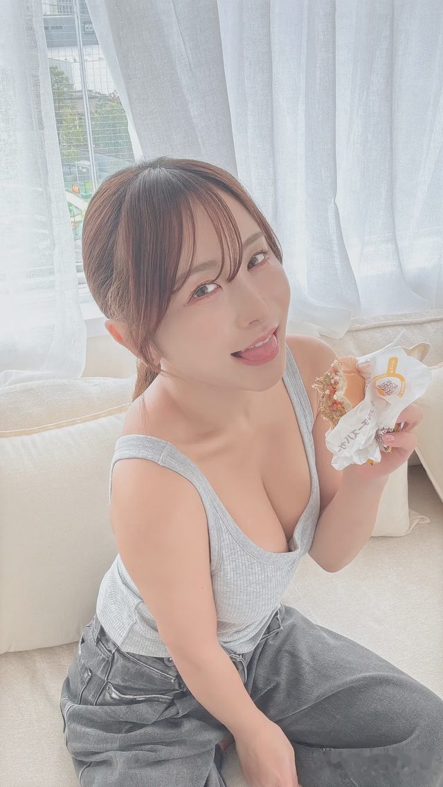 いくみ Fantia 20251213 I Ate Lunch第 25 张图片