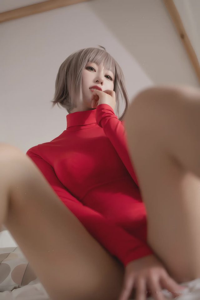 羽生三未 私房红色毛衣第 11 张图片