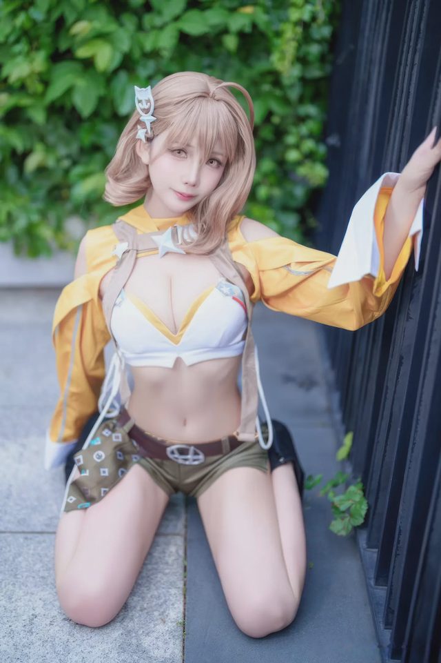 抱走莫子A 萤火虫动漫嘉年华 阿妮斯 超级巨星第 13 张图片