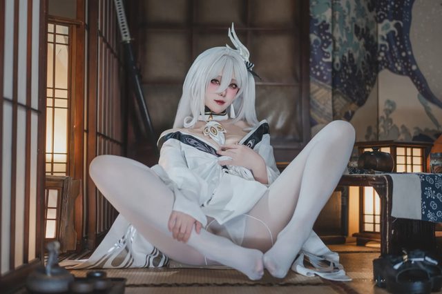 Natsuko夏夏子 碧蓝航线 白凤和服第 34 张图片