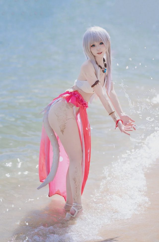 风霖霖Satori 《最终幻想14 》龙娘cosplay第 5 张图片