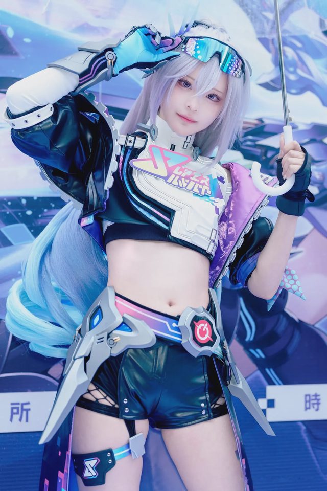 やもはちこ Silver Wolf LV999第 1 张图片