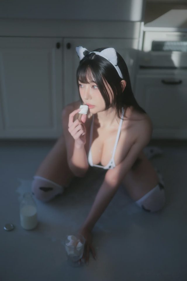 Dongeuran 동그란 Milk Cow第 37 张图片