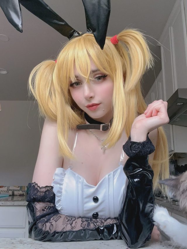 Duckie Bunny Suit Misa第 1 张图片
