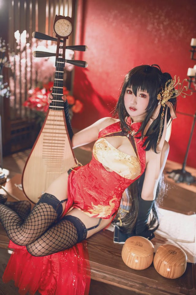 羽生三未 碧蓝航线 大凤 旗袍第 3 张图片