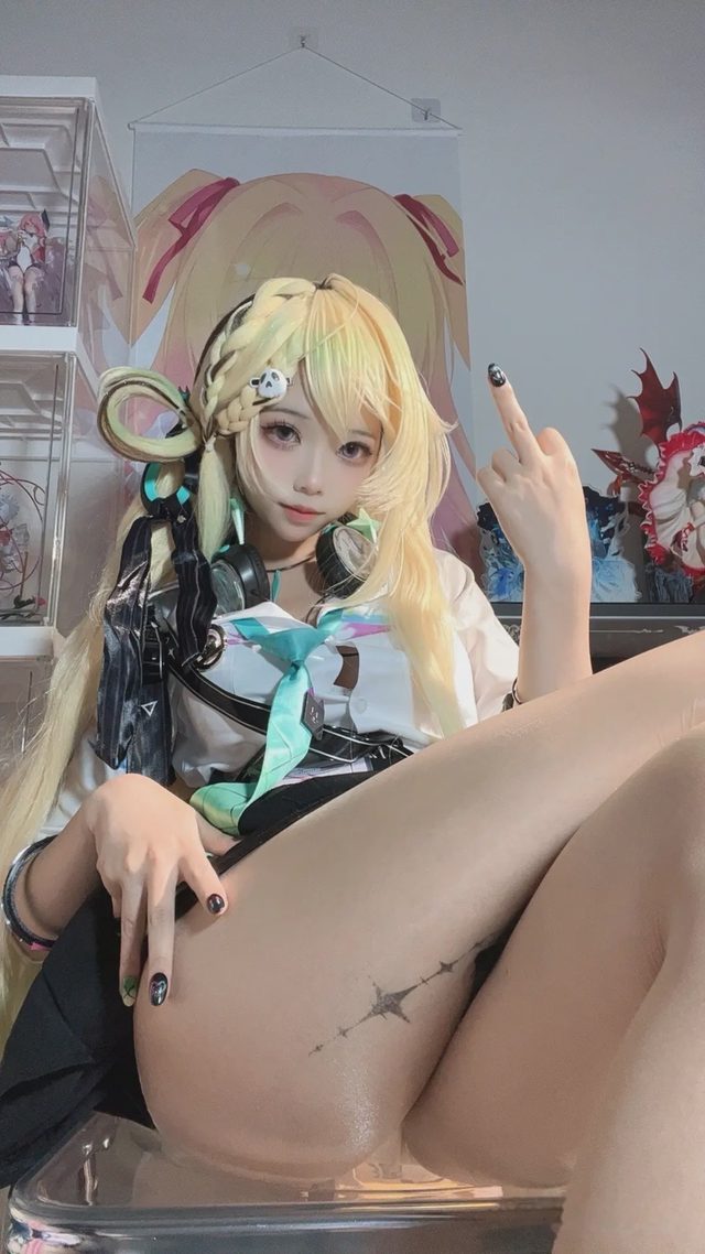 白栎Shirly 潮鸣 琳奈第 42 张图片