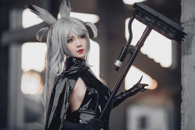 Li画晴 明日方舟 暴行cosplay第 2 张图片