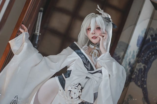 Natsuko夏夏子 碧蓝航线 白凤和服第 8 张图片