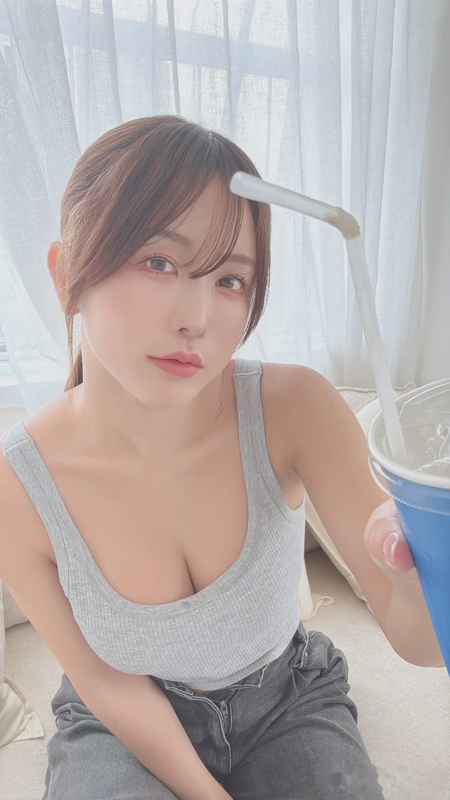 いくみ Fantia 20251213 I Ate Lunch第 29 张图片