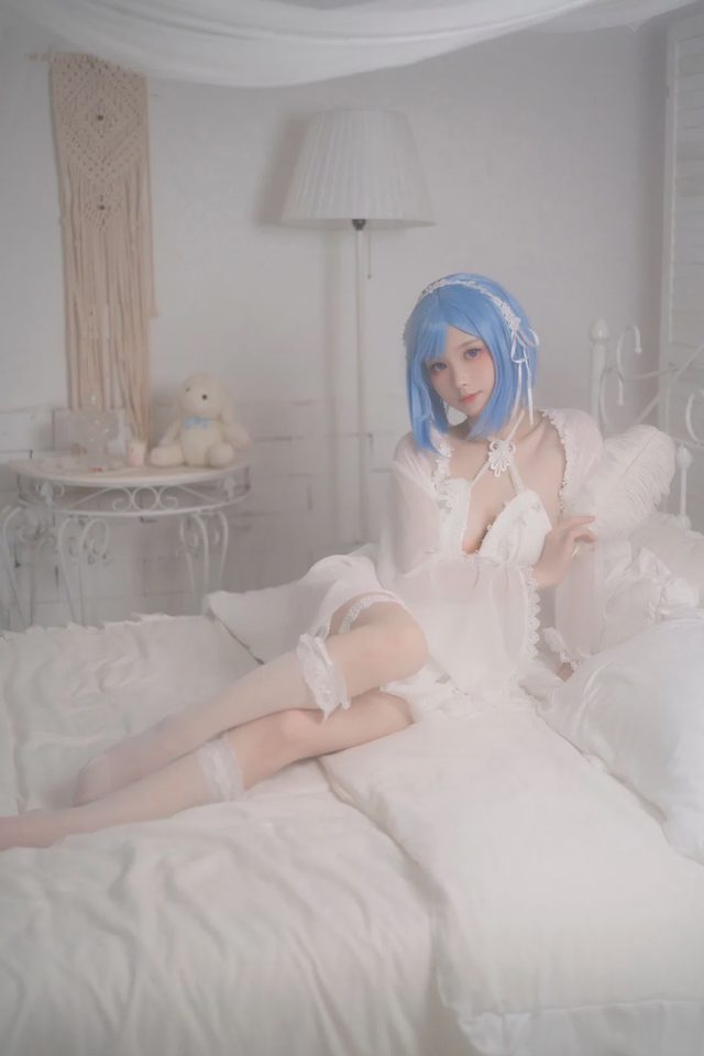 画晴 《碧蓝航线》恰巴耶夫睡衣cosplay第 9 张图片