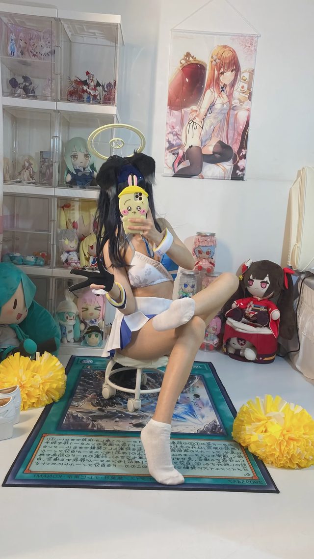 白栎Shirly 碧蓝档案 猫冢响 应援团第 1 张图片