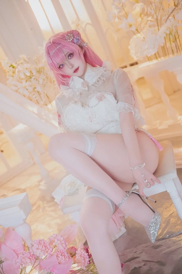 Natsuko夏夏子 NIKKE 桃乐丝 旗袍第 26 张图片
