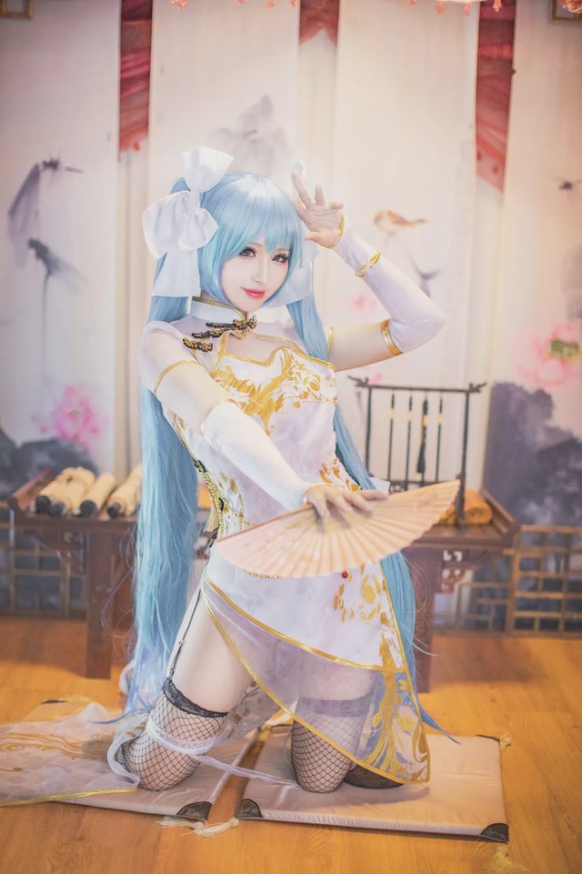 虚空_澪绫 初音未来金丝雀旗袍cosplay第 3 张图片