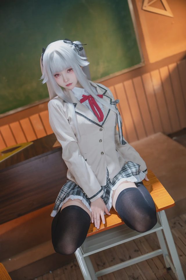 大大卷卷小卷 美少女万华镜 篝之雾枝 校服第 10 张图片