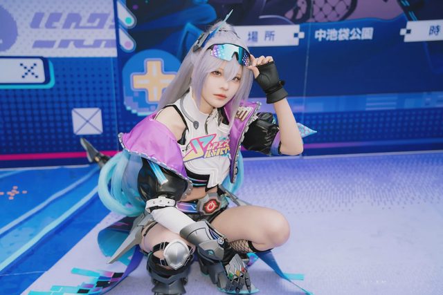 やもはちこ Silver Wolf LV999第 10 张图片