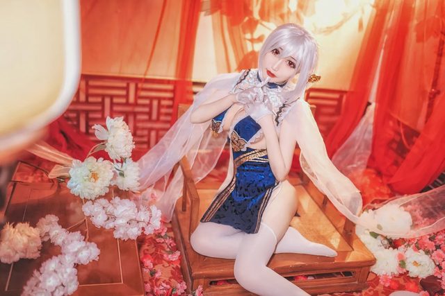 《碧蓝航线》天狼星旗袍cosplay第 8 张图片