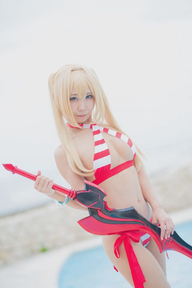 さくら提督 Nero Swimsuit第 4 张图片