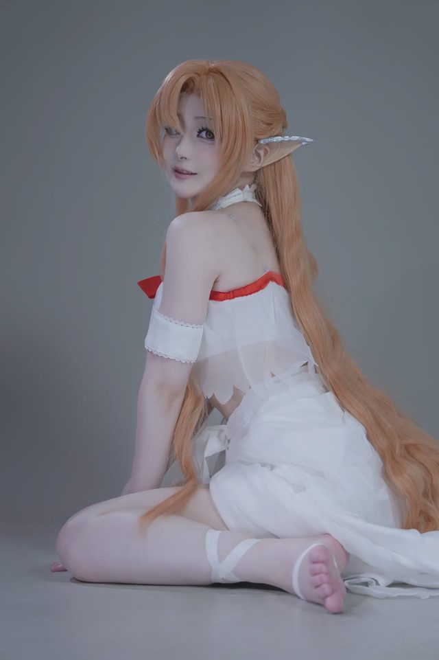 幼愛youmeko 亚丝娜第 2 张图片