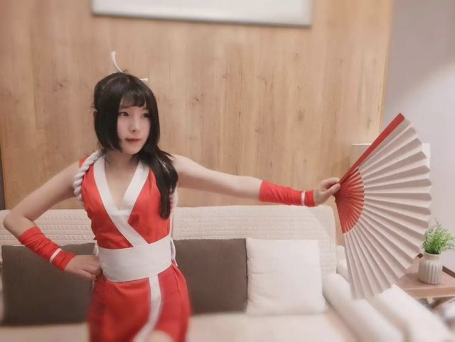 小鱼干 不知火舞cosplay图册封面
