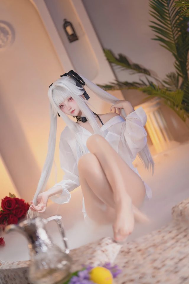 大大卷卷小卷 美少女万华镜 篝之雾枝 浴池第 4 张图片