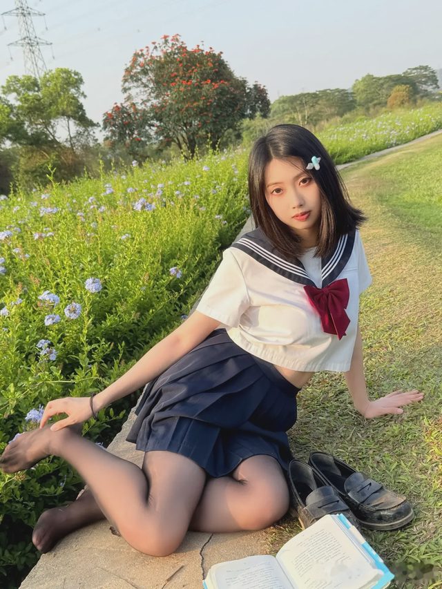 七只红豆 蓝花JK第 2 张图片