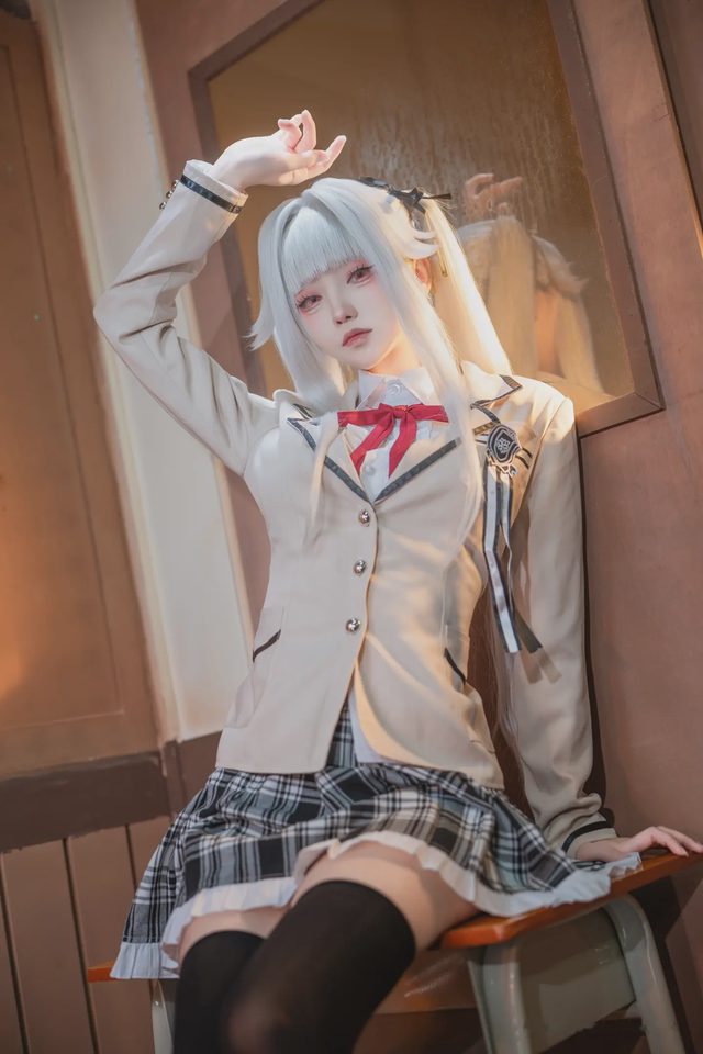 大大卷卷小卷 美少女万华镜 篝之雾枝 校服第 14 张图片
