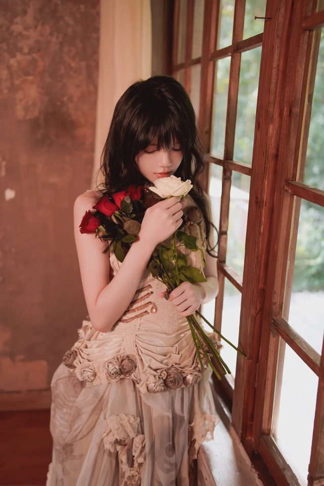 桜桃喵 玻璃玫瑰第 8 张图片