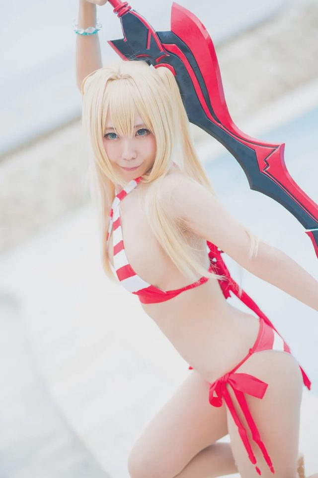 さくら提督 Nero Swimsuit第 7 张图片